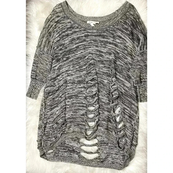 Gray Shredded BCBG Sweater - Picture 1 of 4